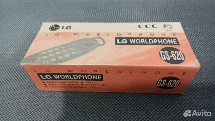 Телефон LG