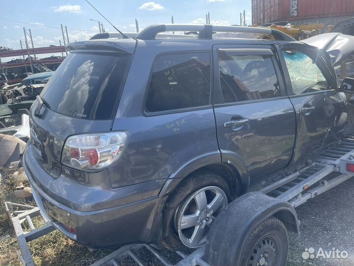 Mitsubishi outlander авто в назбор