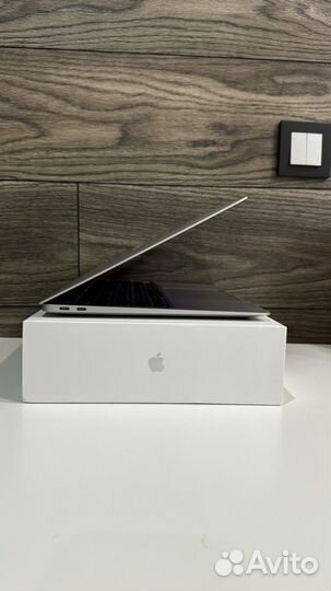 Apple MacBook air m1