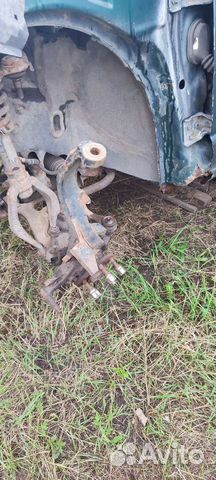 Dodge stratus кулак поворотный передний