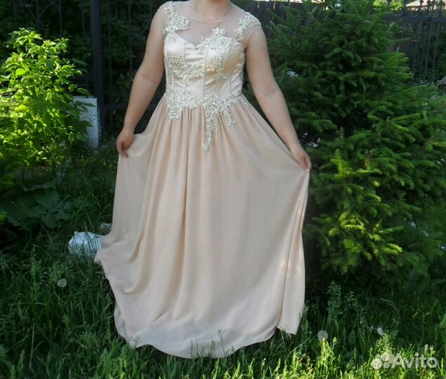 Вечернее платье