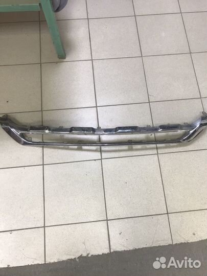 Хромированный молдинг, на передний бампер