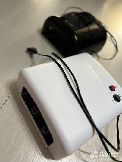 Лампа для ногтей