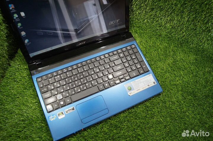 Практически как новый красивый синий Acer