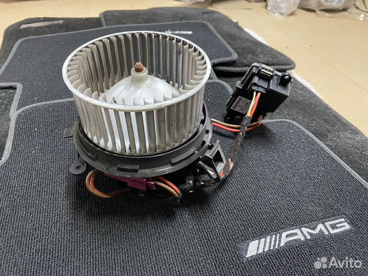 Двигатель отопителя печки Mercedes Benz оригинал