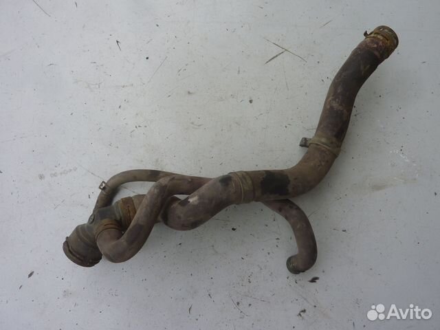 Passat B6 шланг охлаждения 3C0 121 156 AK