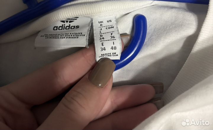 Топ adidas
