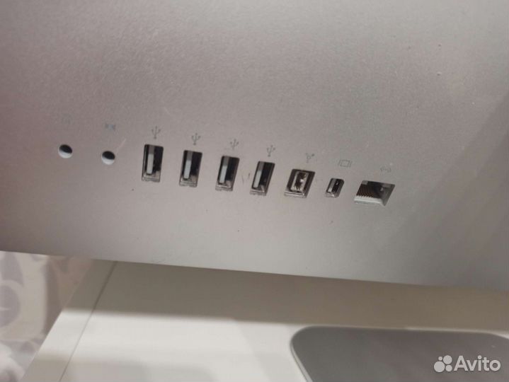 Apple iMac 21.5 2010