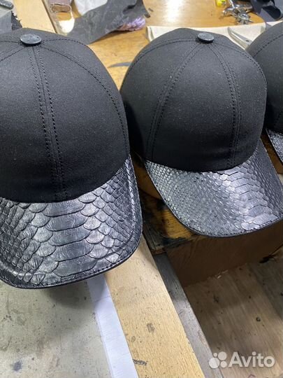 Кепки питон