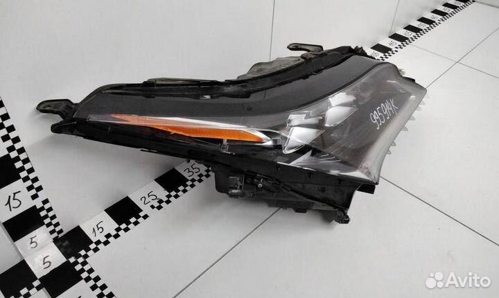 Фара правая Lexus RX200t/RX300/RX350/RX350L/RX450h