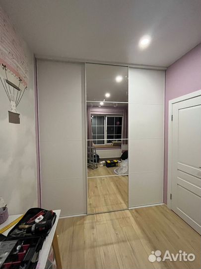 Двери купе в нишу