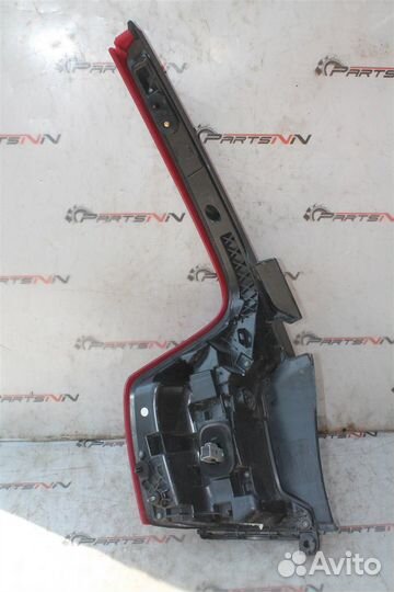 Фонарь задний правый Вольво XC90