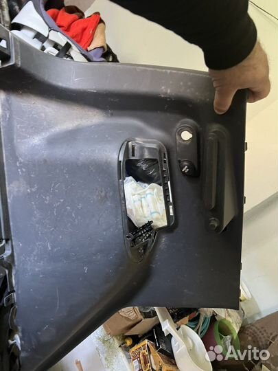 Пластик салона mitsubishi colt