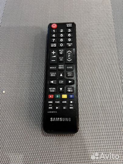 Телевизор samsung UE28F4000AW