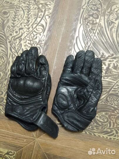 Мотоциклетные перчатки