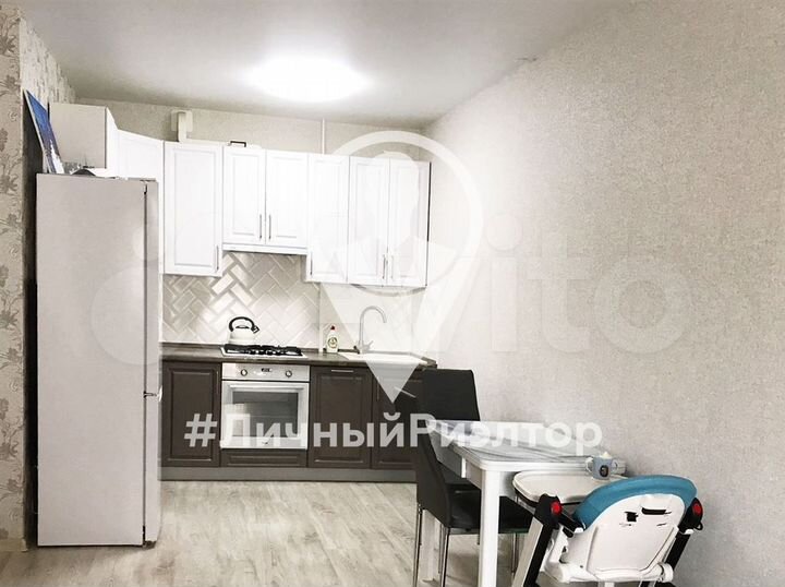 2-к. квартира, 47 м², 1/25 эт.