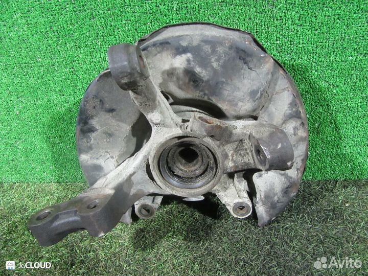 Ступица на toyota RAV4 SXA11W 3S-FE