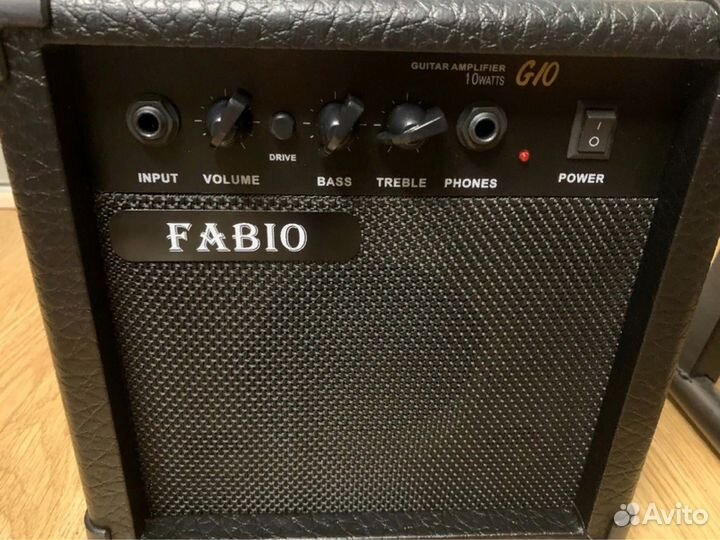 Комбоусилитель