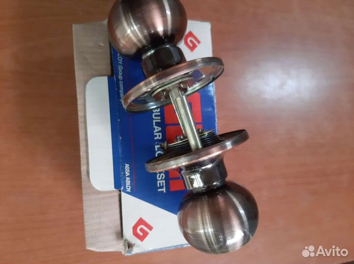 Дверная ручка