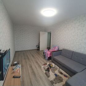 1-к. квартира, 33 м², 3/3 эт.