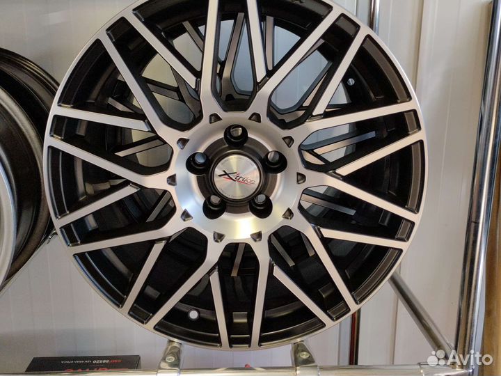 Диск X'trike X-133 7,5\R18 5*108 ET33 d60,1 BKM/FP