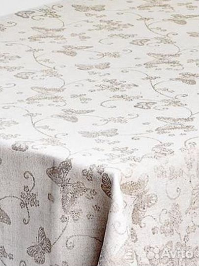 Не продано новая скатерть пр- во Россия