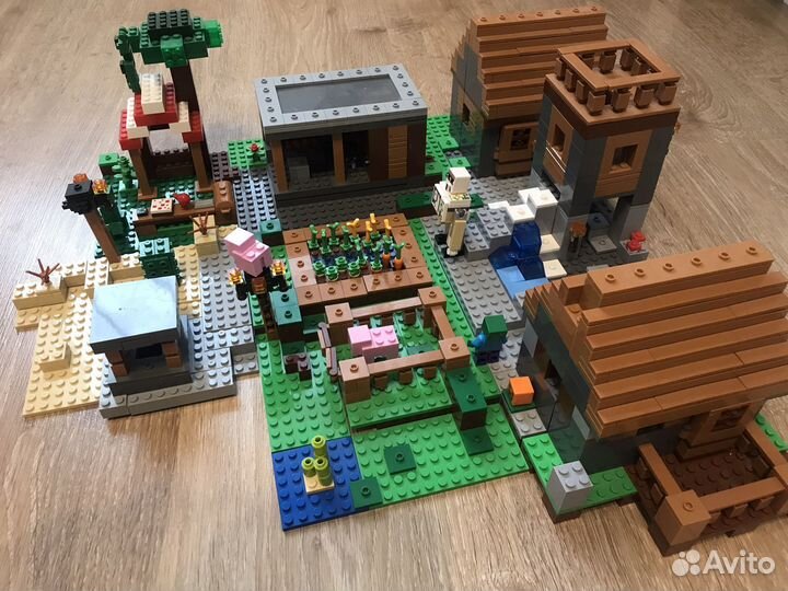 Lego minecraft большая деревня