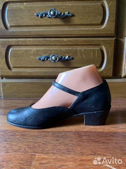 Туфли для народных танцев