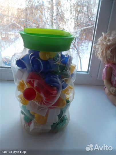 Кегли, конструктор, книги детские