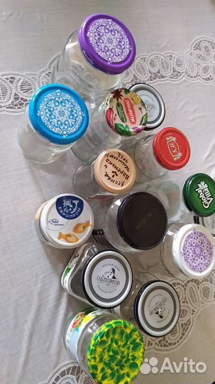 Банки. Много