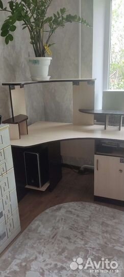 Компьютерный стол