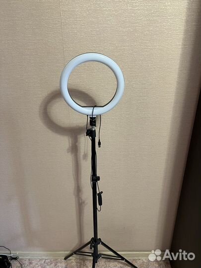 Кольцевая лампа 26 см
