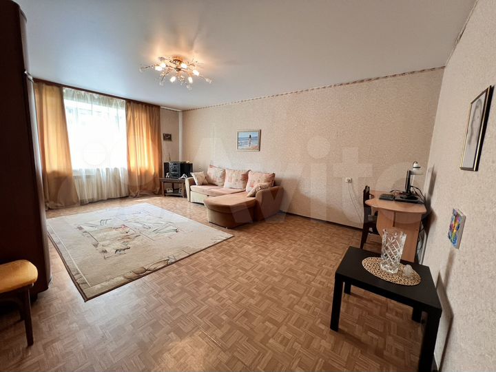 2-к. квартира, 60 м², 3/11 эт.