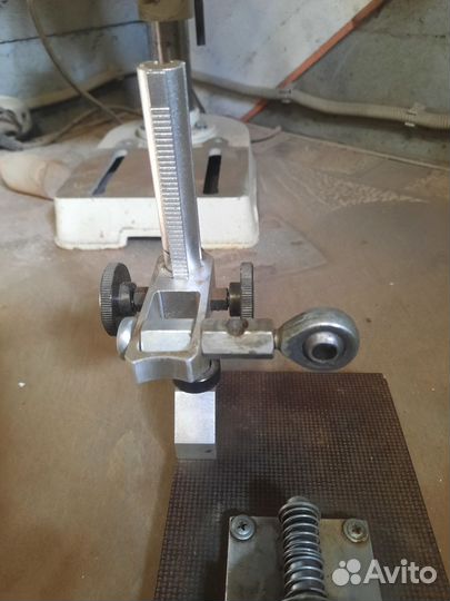 Заточное устройство, поворотного типа для ножей