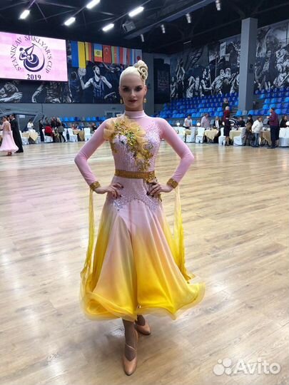 Платье для бальных танцев стандарт