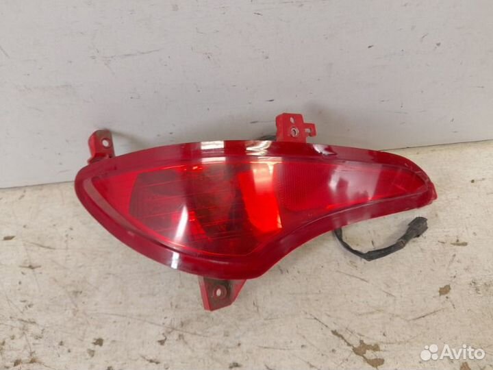 Фонарь противотуманный левый Hyundai Solaris 1