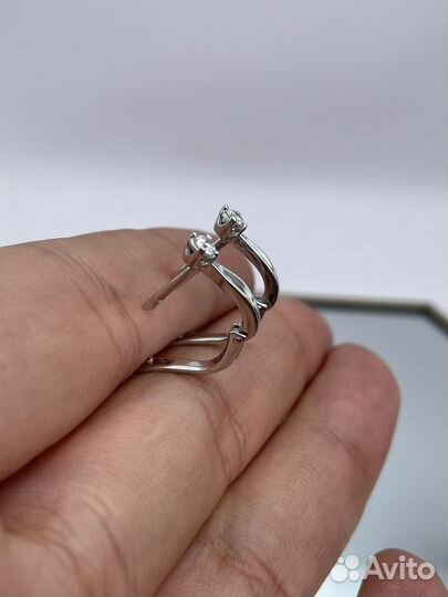 Золотые серьги с бриллиантами 0.2 ct