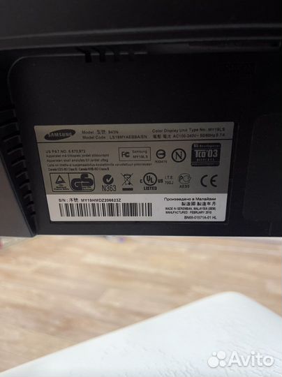 Монитор Samsung