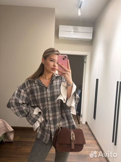 Рубашка с воланами