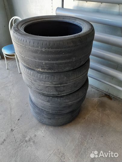America Cargo 295/40 R21