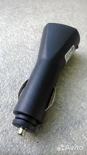 Зарядное и питающее устройство в салон авто