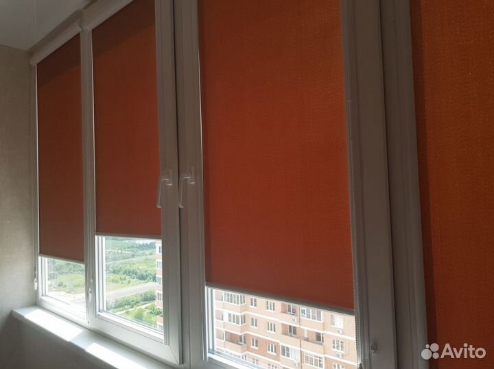 Рулонные кассетные шторы блекаут O459