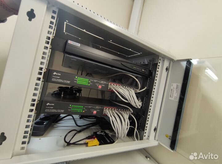 Установка монтаж видеонаблюдения домофон скуд