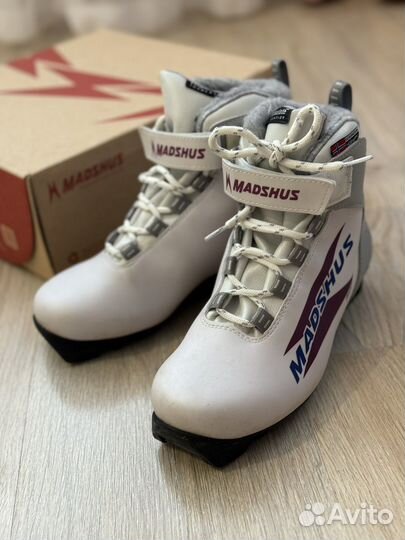 Лыжные ботинки коньковые madshus