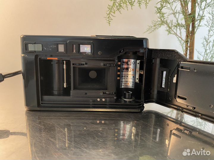 Yashica T AF date + теле линза пленочный