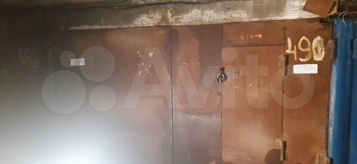 Гараж, > 30 м²