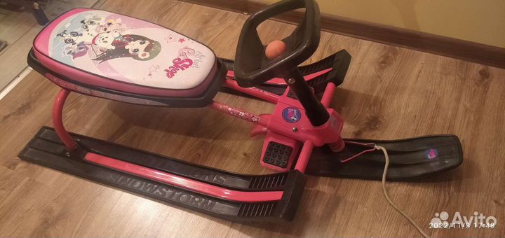 Детский снегокат бу