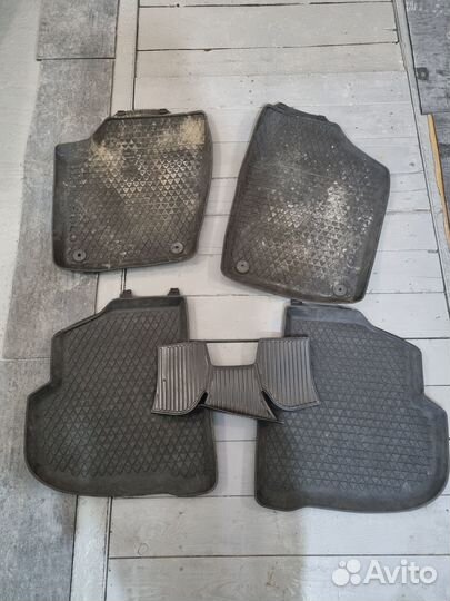 Оригинальные коврики Volkswagen Polo Sedan