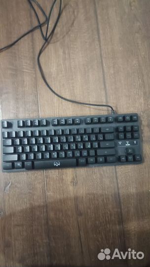 Игровая механическая клавиатура