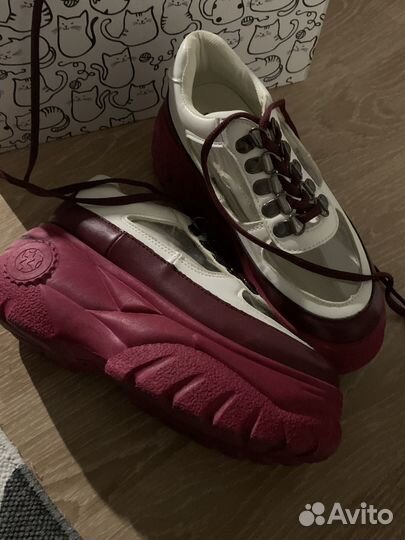 Ботинки женские